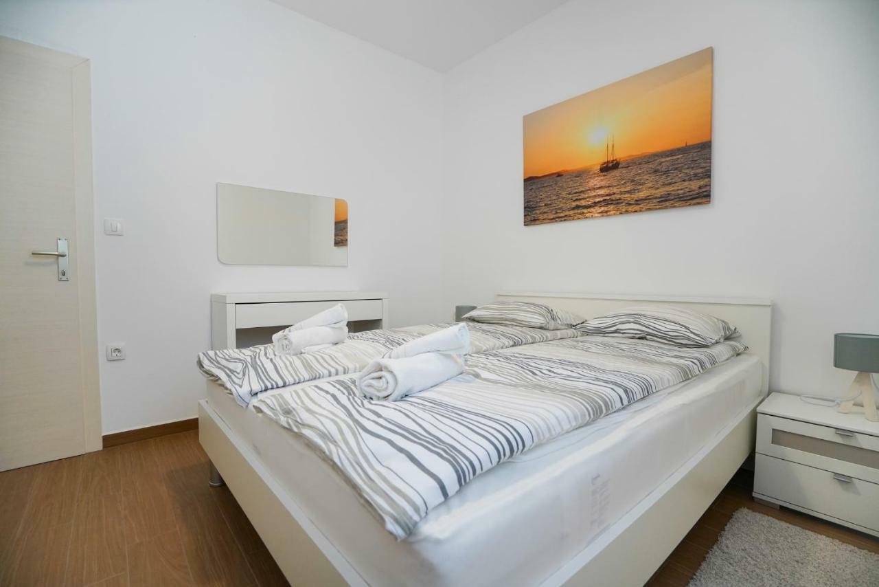 Tj Apartment 1 Zadar Eksteriør billede