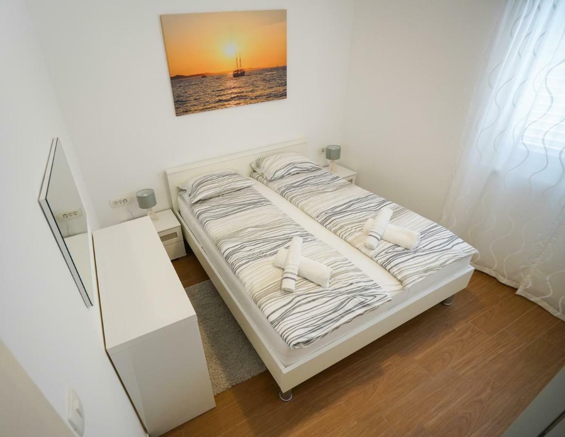 Tj Apartment 1 Zadar Eksteriør billede