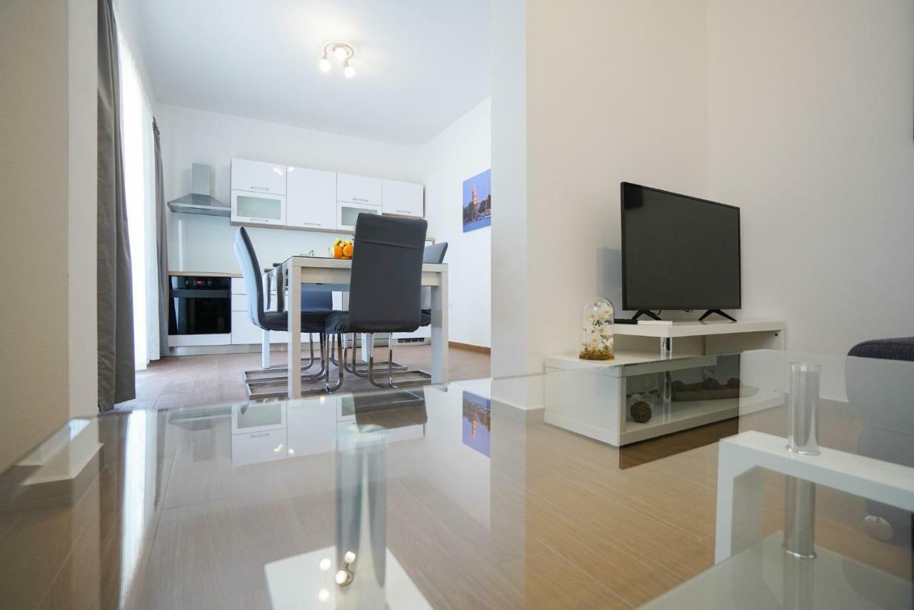 Tj Apartment 1 Zadar Eksteriør billede